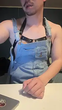 Snapshot of Jason_S223 chatting on 03-31-26, 07:36 Jason S223 online show from 03-31-26, 07:36