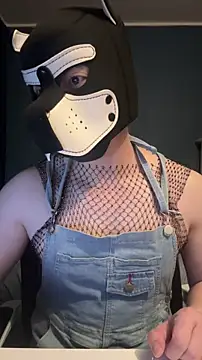 Snapshot of Jason_S223 chatting on 04-12-26, 06:35 Jason S223 online show from 04-12-26, 06:35