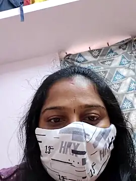 Shaliniqueen online show from 06-15-26, 12:29