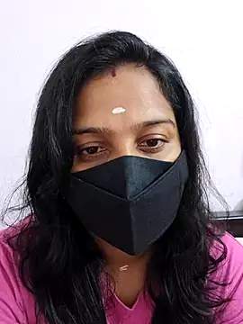 Shaliniqueen online show from 07-31-26, 07:41