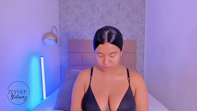 ZeynepYilmaz online show from 04-15-26, 08:31