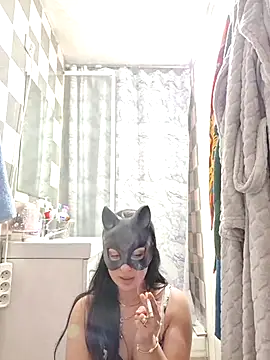 halii21 online show from 04-13-26, 11:43