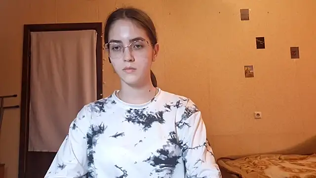 Katelemon online show from 07-16-26, 10:43