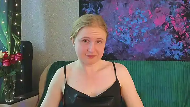 Snapshot of Lanavi_Smile chatting on 07-13-26, 06:16 Lanavi Smile online show from 07-13-26, 06:16