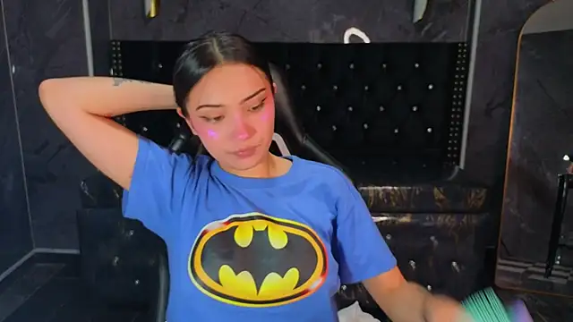 Daphne nicole b online show from 07-10-26, 12:52