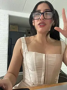 susi chimm online show from 04-11-26, 01:54