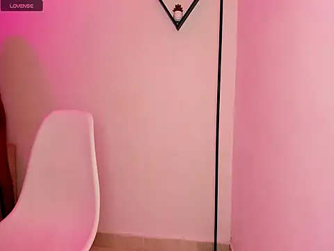 Snapshot of baby_celeste chatting on 04-08-26, 02:22 baby celeste online show from 04-08-26, 02:22