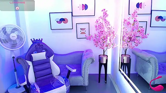 Snapshot of Chloe_meoww chatting on 07-21-26, 11:45 Chloe meoww online show from 07-21-26, 11:45
