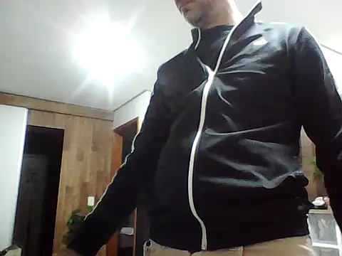FabioZoe1 online show from 05-27-26, 03:36