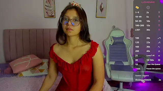 Zoow bluussh online show from 04-03-26, 12:36