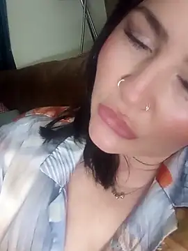 Snapshot of Kandi-kiss chatting on 03-27-26, 10:31 Kandi-kiss online show from 03-27-26, 10:31