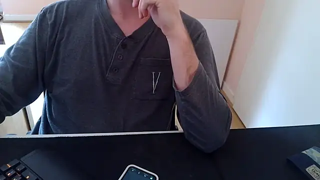Snapshot of bebyzor chatting on 03-15-26, 02:56 bebyzor online show from 03-15-26, 02:56