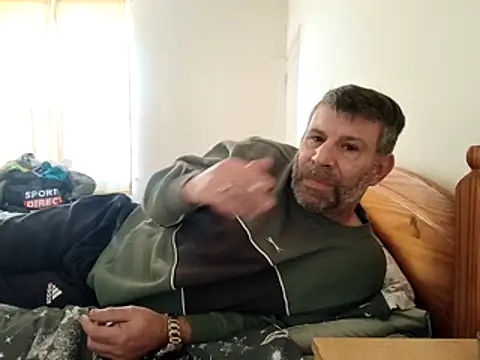 stud2512 online show from 04-05-26, 07:49