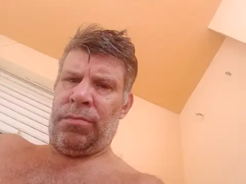 Snapshot of stud2512 chatting on 06-21-26, 07:22 stud2512 online show from 06-21-26, 07:22