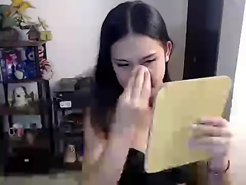 Snapshot of sweetasian_zoe chatting on 03-13-26, 08:26 sweetasian zoe online show from 03-13-26, 08:26