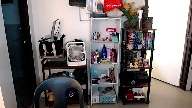 Snapshot of sweetasian_zoe chatting on 04-08-26, 05:57 sweetasian zoe online show from 04-08-26, 05:57