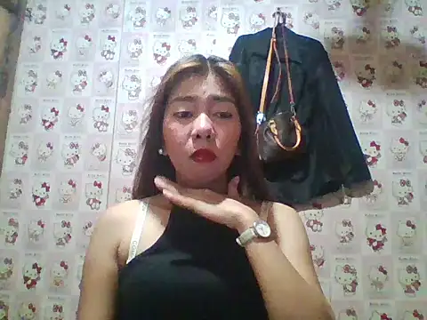 Snapshot of hot_sexy27 chatting on 06-10-26, 04:45 hot sexy27 online show from 06-10-26, 04:45