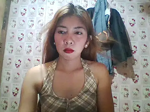 Snapshot of hot_sexy27 chatting on 06-17-26, 05:32 hot sexy27 online show from 06-17-26, 05:32
