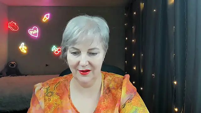 Snapshot of Mary-Leee chatting on 03-19-26, 11:03 Mary-Leee online show from 03-19-26, 11:03