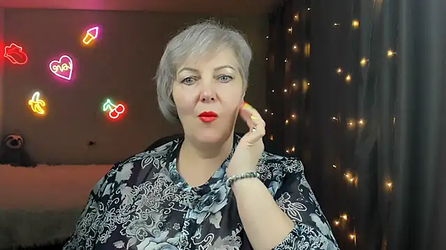 Snapshot of Mary-Leee chatting on 03-20-26, 08:30 Mary-Leee online show from 03-20-26, 08:30