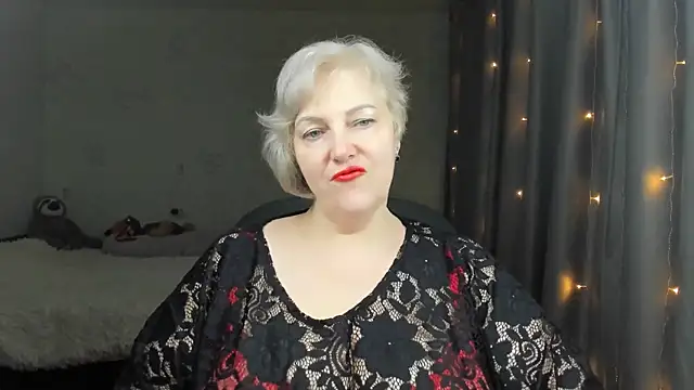 Snapshot of Mary-Leee chatting on 04-13-26, 05:51 Mary-Leee online show from 04-13-26, 05:51