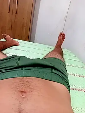 Snapshot of erotil_1 chatting on 06-07-26, 07:28 erotil 1 online show from 06-07-26, 07:28