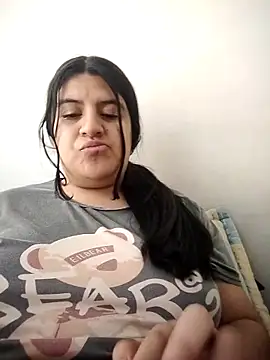 Snapshot of Hammy_sttt chatting on 02-27-26, 02:06 Hammy sttt online show from 02-27-26, 02:06