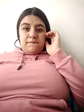 Snapshot of Hammy_sttt chatting on 03-12-26, 03:07 Hammy sttt online show from 03-12-26, 03:07