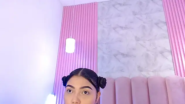 ArianaRougee online show from 05-07-26, 10:31