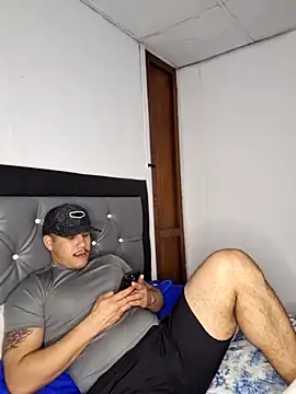 Snapshot of Vamaxx chatting on 03-21-26, 11:52 Vamaxx online show from 03-21-26, 11:52