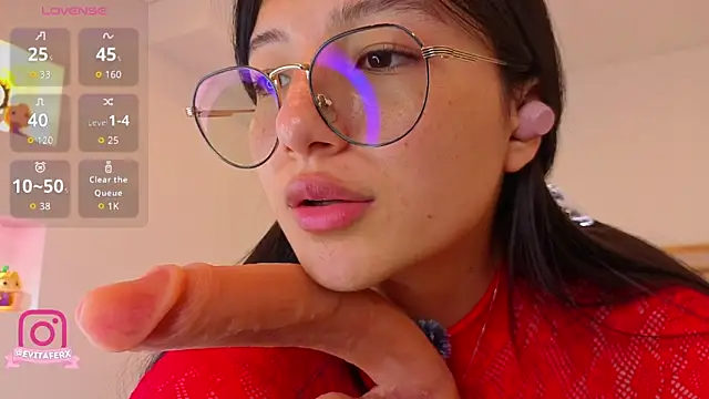 eva depp  online show from 06-09-26, 07:58
