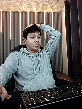 Snapshot of Julian_Smith21 chatting on 03-20-26, 11:48 Julian Smith21 online show from 03-20-26, 11:48