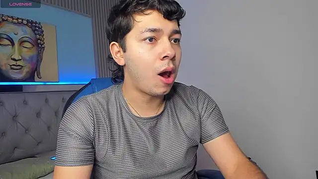 Snapshot of Julian_Smith21 chatting on 03-30-26, 11:28 Julian Smith21 online show from 03-30-26, 11:28