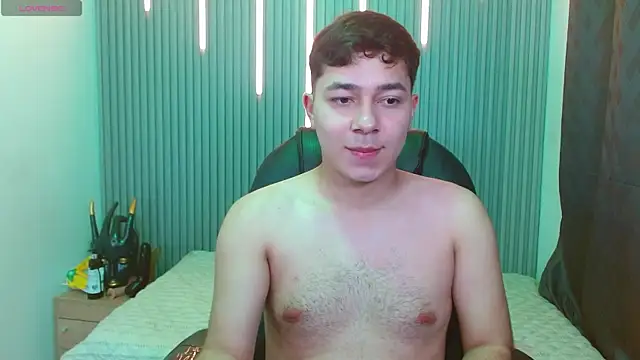 Julian Smith21 online show from 06-24-26, 11:59