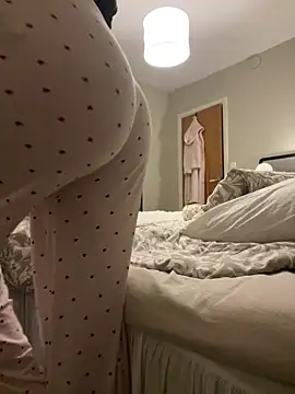 Snapshot of emspett08 chatting on 02-27-26, 11:38 emspett08 online show from 02-27-26, 11:38