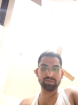 RonitVora online show from 05-19-26, 03:40