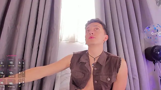 Thiago Jones1 online show from 03-02-26, 02:35