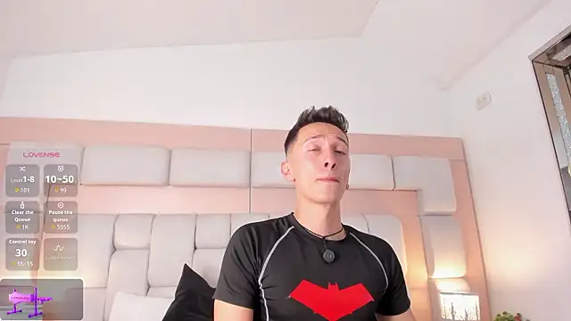 Thiago Jones1 online show from 03-20-26, 07:52