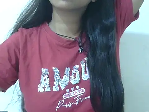 Snapshot of cute_momo_love chatting on 06-20-26, 06:16 cute momo love online show from 06-20-26, 06:16