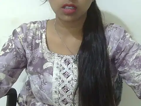 Snapshot of cute_momo_love chatting on 06-29-26, 06:19 cute momo love online show from 06-29-26, 06:19