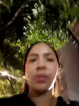 Sexy cloe outdoors online show from 03-04-26, 11:44