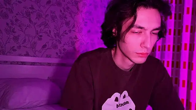 Snapshot of crybae chatting on 02-24-26, 02:20 crybae online show from 02-24-26, 02:20