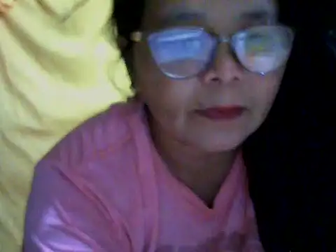 Flowerblossom123 online show from 05-22-26, 04:01