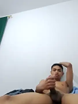 Lluviadeorohd online show from 02-23-26, 04:43