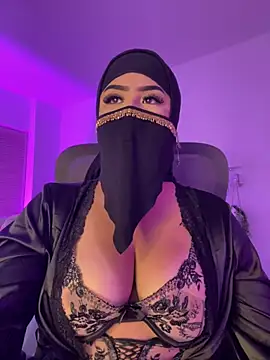 Yasmin cute online show from 07-23-26, 01:53