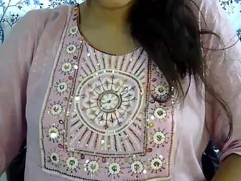 Neha Sharma2 online show from 06-01-26, 12:07