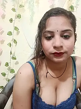 lovely-girl99 online show from 03-06-26, 03:58