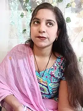 lovely-girl99 online show from 04-10-26, 06:40