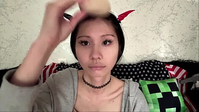 kishagrayone online show from 05-22-26, 12:44