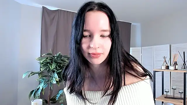 Snapshot of DeannSpatafore chatting on 03-23-26, 05:44 DeannSpatafore online show from 03-23-26, 05:44